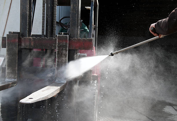 Why Choose Our Certified Pressure Washing Experts for Your Project Needs in Reno, TX?
